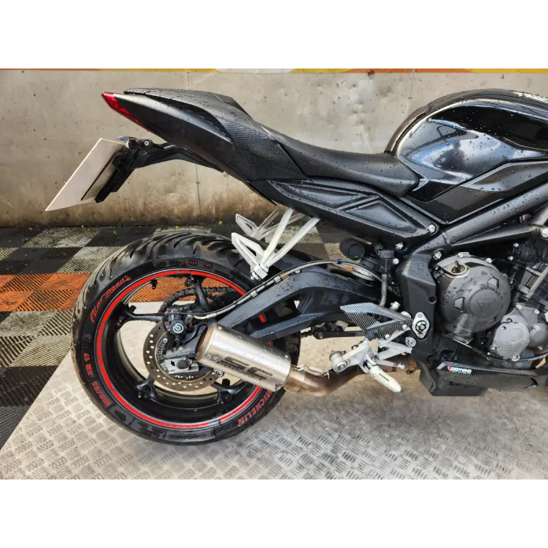 TRIUMPH STREET TRIPLE 660 S