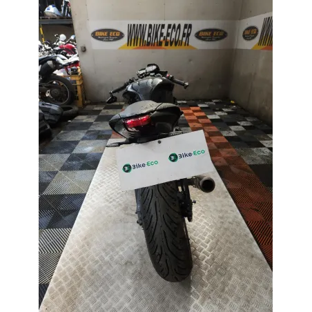 TRIUMPH STREET TRIPLE 660 S