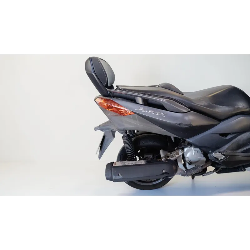 YAMAHA XMAX 125
