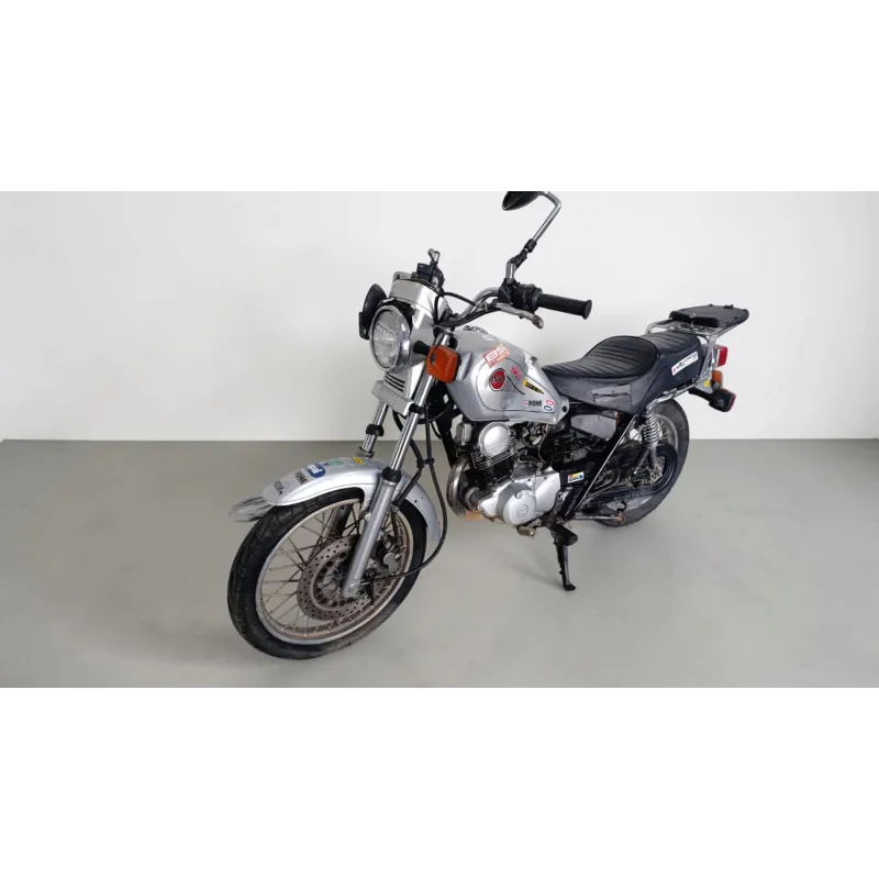 YAMAHA SR 125