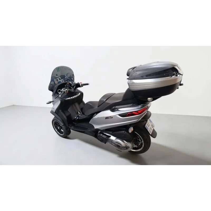 PIAGGIO MP3 500