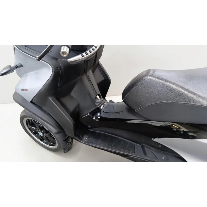 PIAGGIO MP3 500