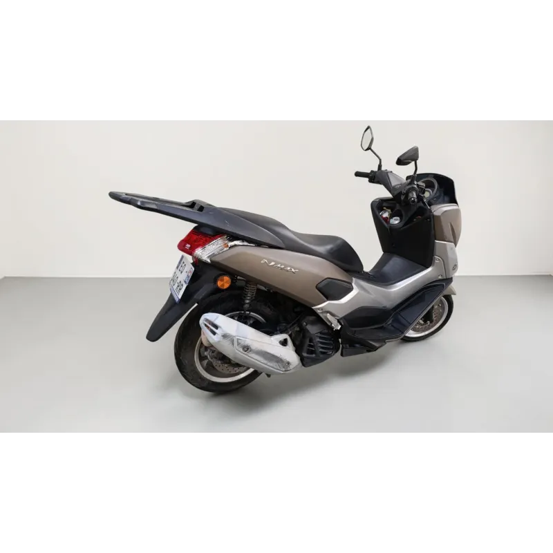 YAMAHA N MAX