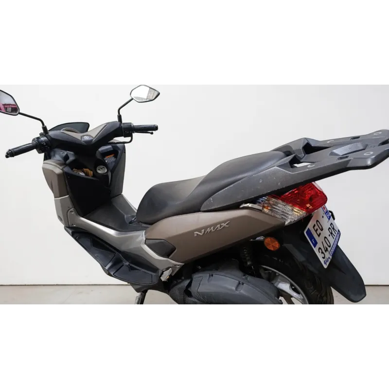 YAMAHA N MAX