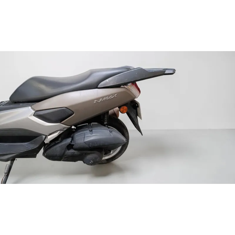 YAMAHA N MAX