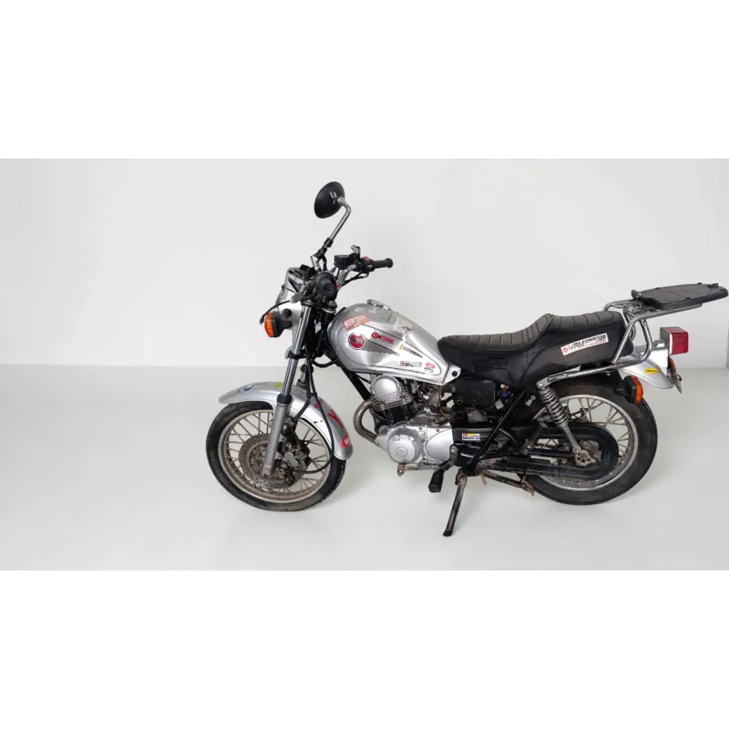 YAMAHA SR 125