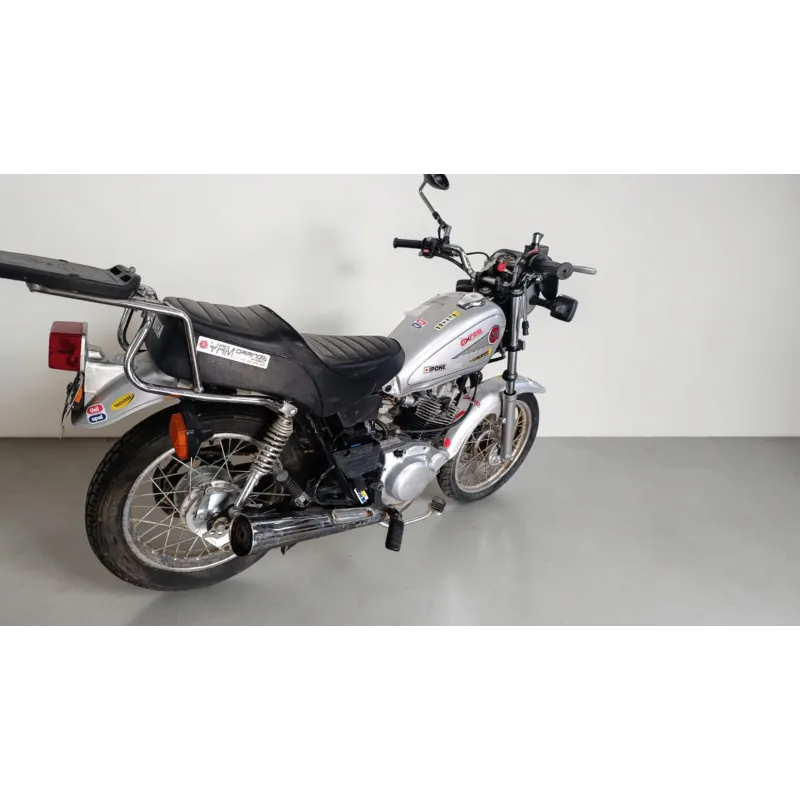 YAMAHA SR 125