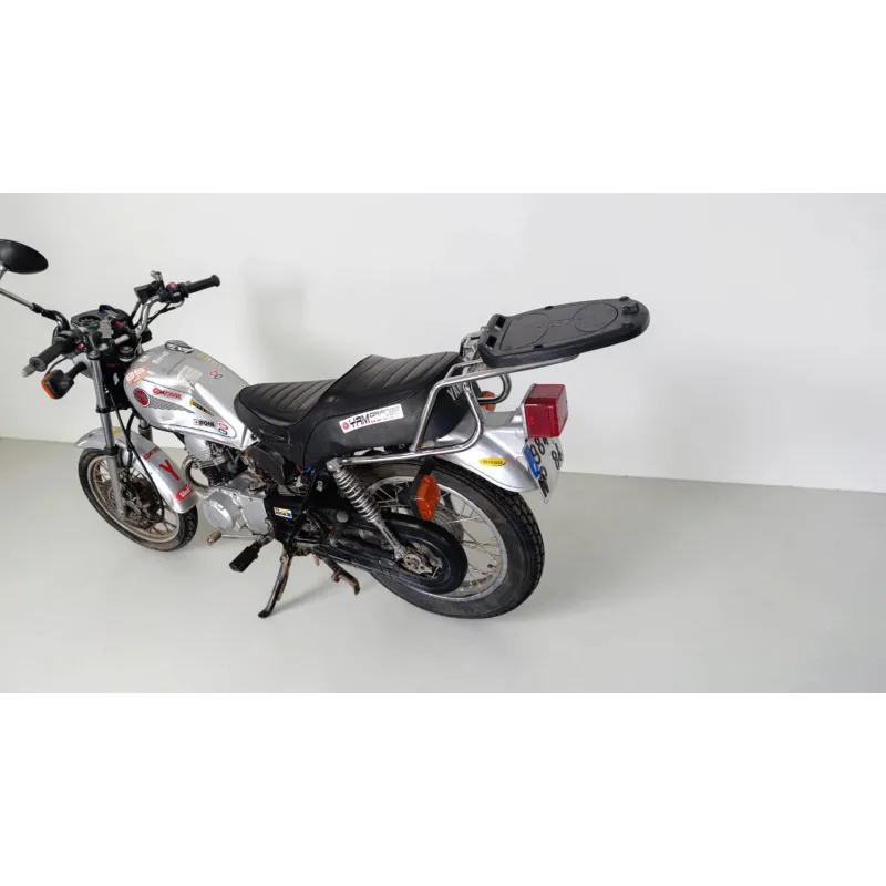 YAMAHA SR 125