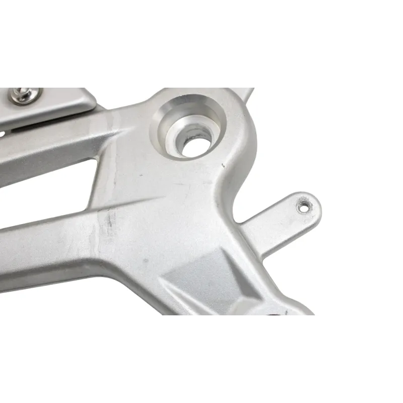 Platine avant droite CF MOTO SR 450 REPLICA 2025 - 2025