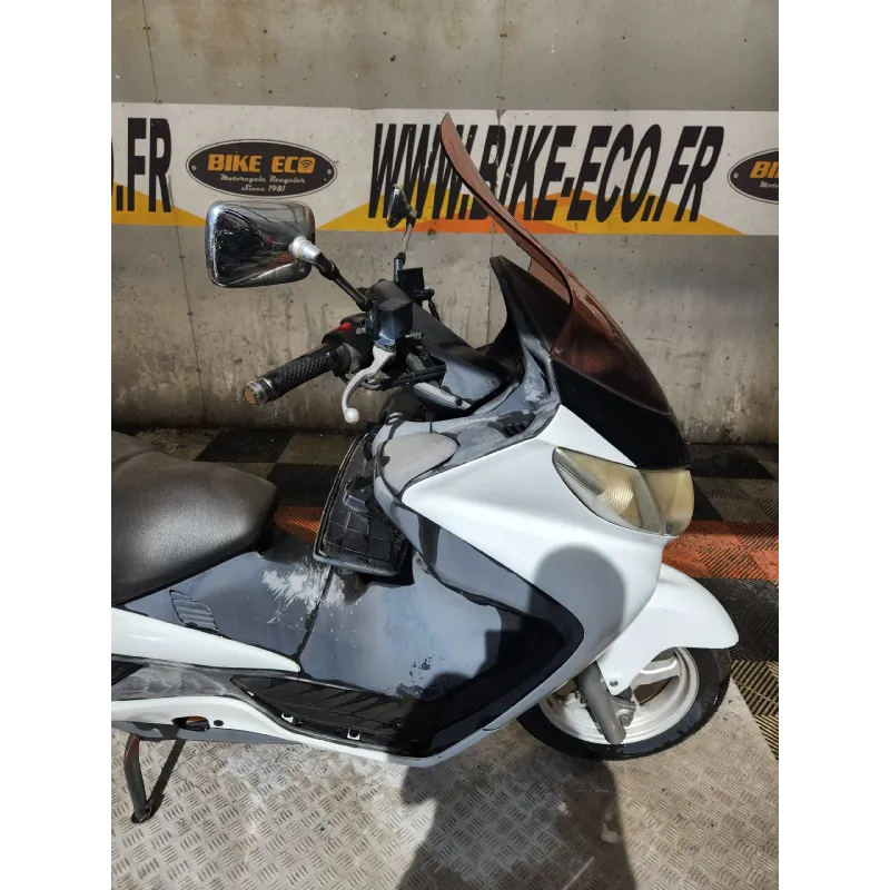 SUZUKI UH 400 BURGMAN