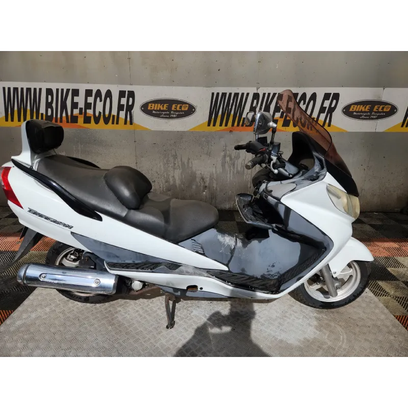 SUZUKI UH 400 BURGMAN