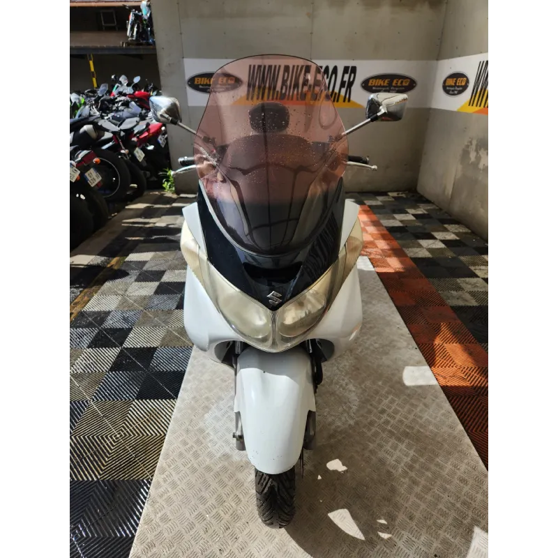 SUZUKI UH 400 BURGMAN