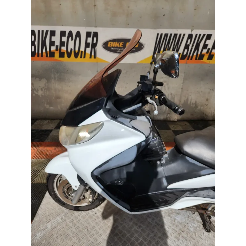 SUZUKI UH 400 BURGMAN