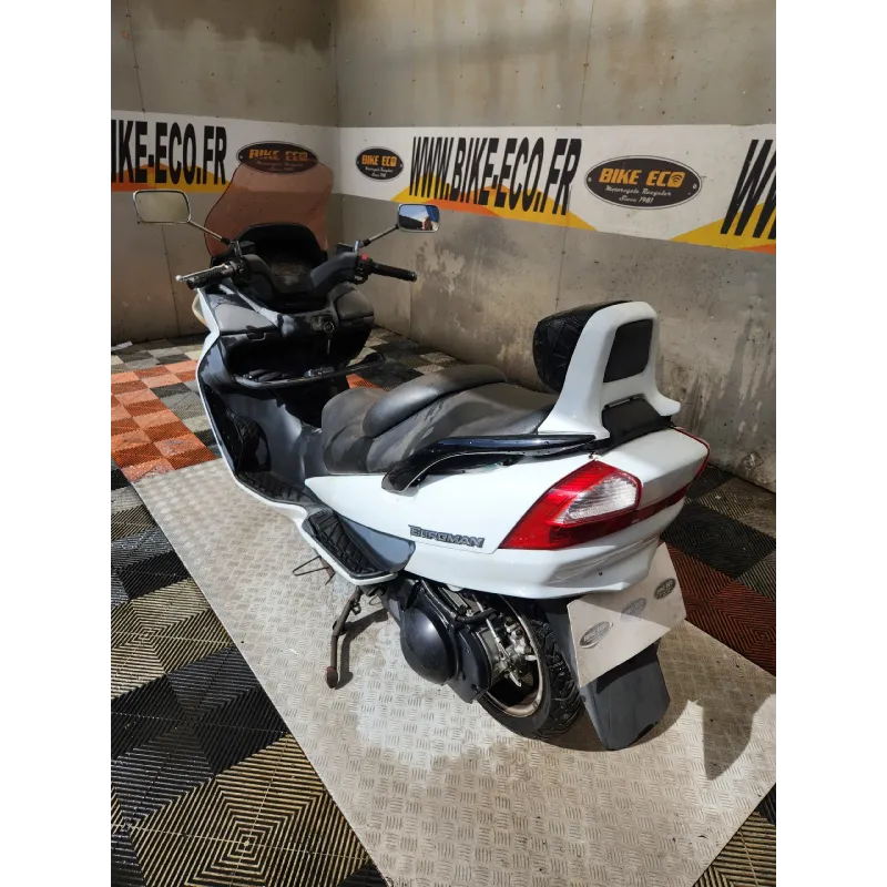 SUZUKI UH 400 BURGMAN