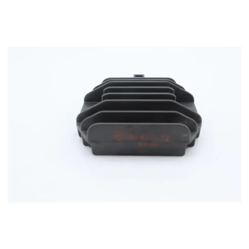 Regulateur charge batterie YAMAHA YBR 125 CUSTOM 2008 - 2014