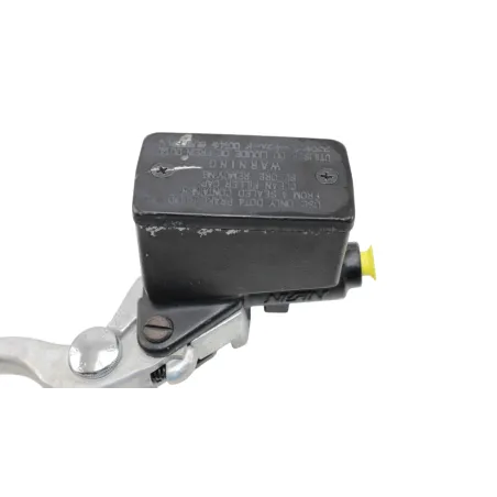 Maitre cylindre frein avant SUZUKI GSF 1200 BANDIT S 2000 - 2005