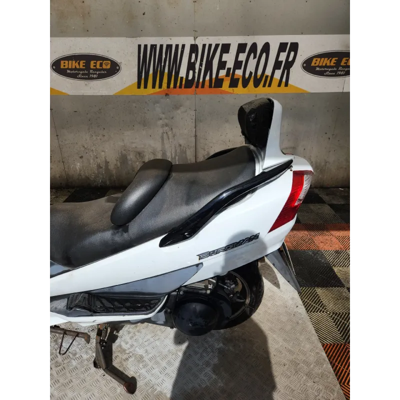 SUZUKI UH 400 BURGMAN