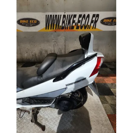 SUZUKI UH 400 BURGMAN