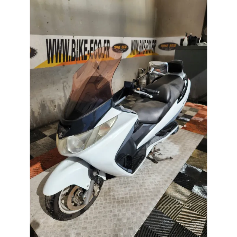 SUZUKI UH 400 BURGMAN