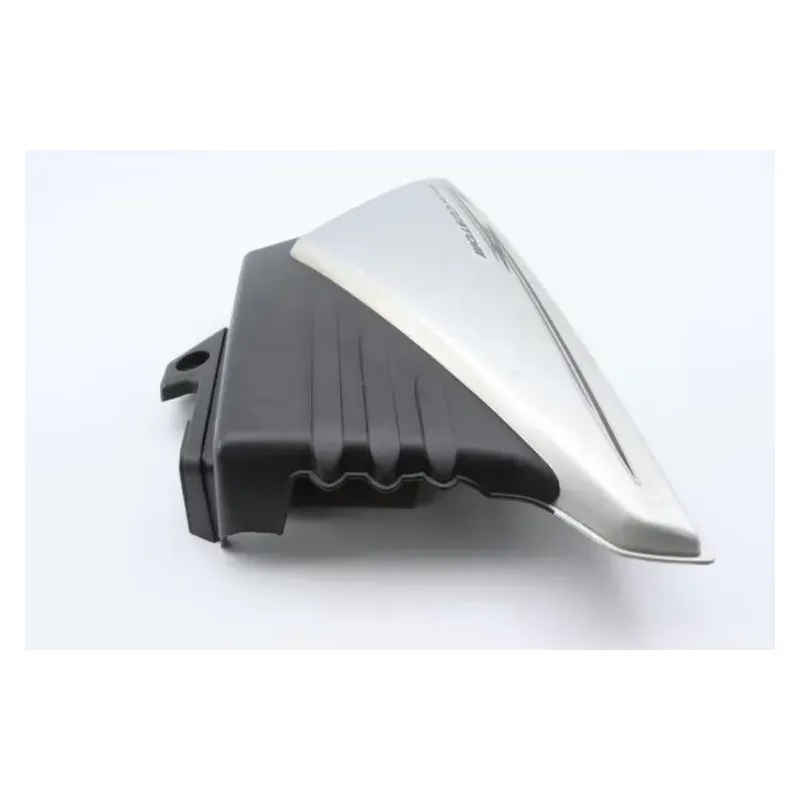 Coque arriere droit YAMAHA YBR 125 CUSTOM 2008 - 2014