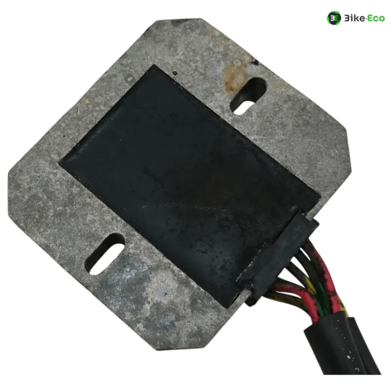 Regulateur charge batterie HONDA VFR F 750 1988