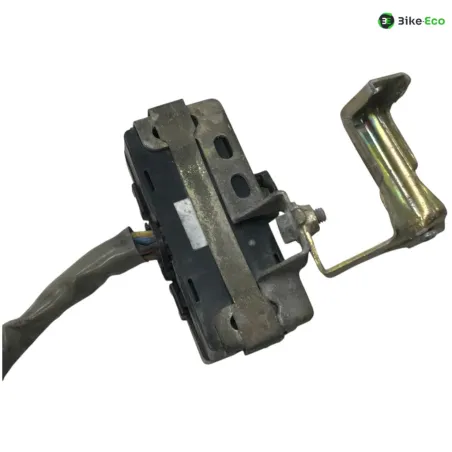 Regulateur charge batterie HONDA VFR F 750 1988