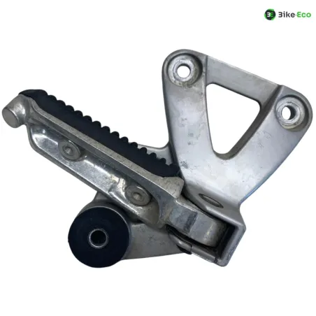 Platine avant droite SUZUKI GSX F 750 2004-2007