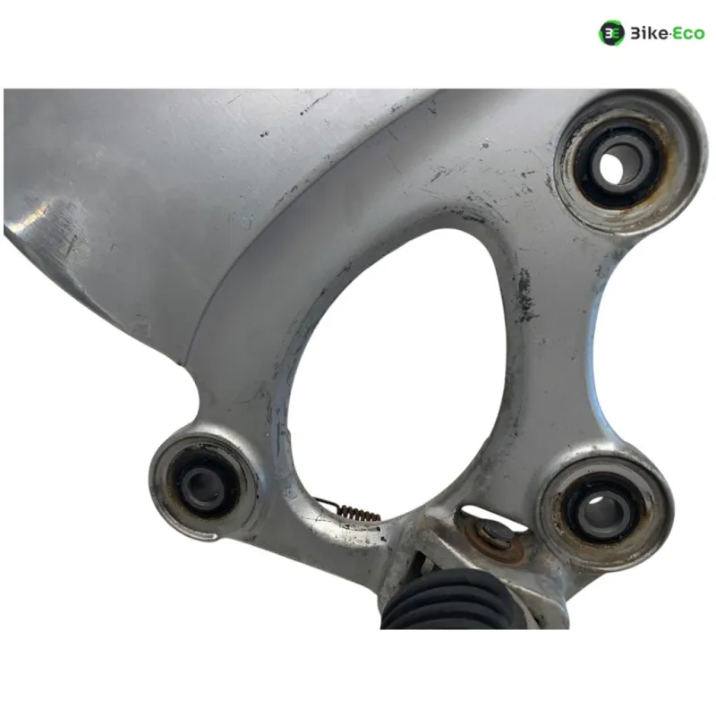 Platine avant droite SUZUKI GSX F 750 2004-2007