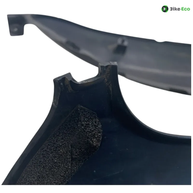 Cache carenage coque arriere SUZUKI GSX F 750 2004-2007