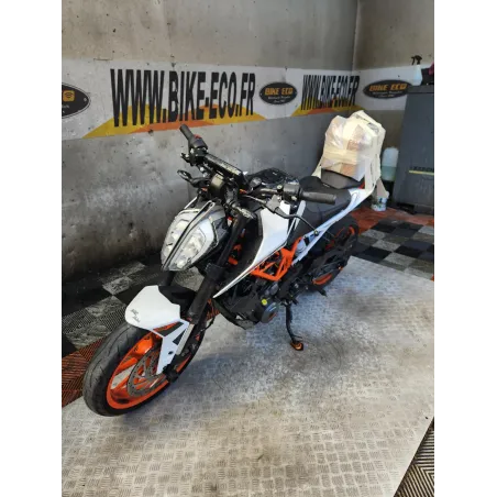 KTM DUKE 390