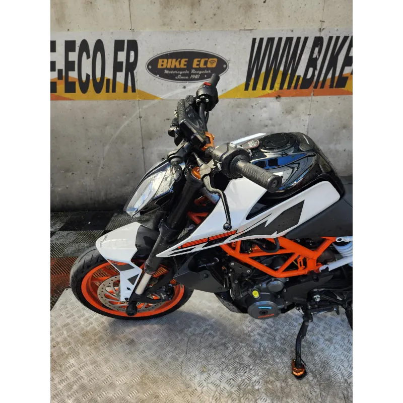 KTM DUKE 390
