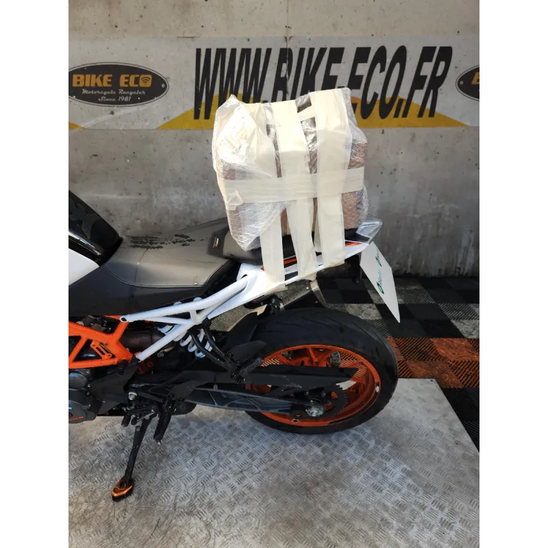 KTM DUKE 390