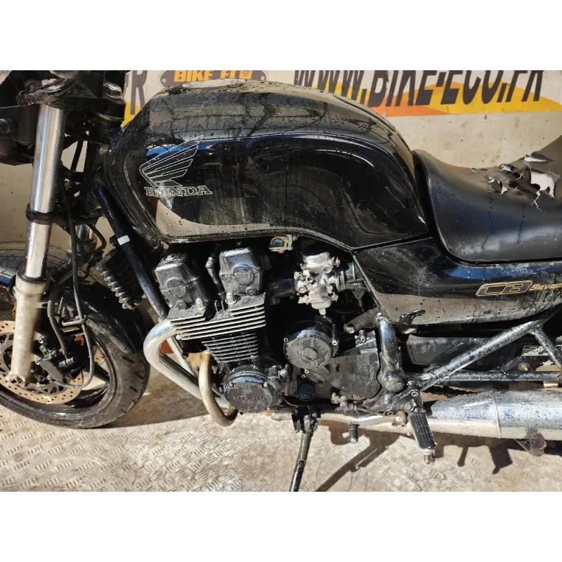 HONDA CB 750 F