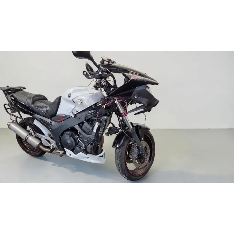 YAMAHA TDM 900