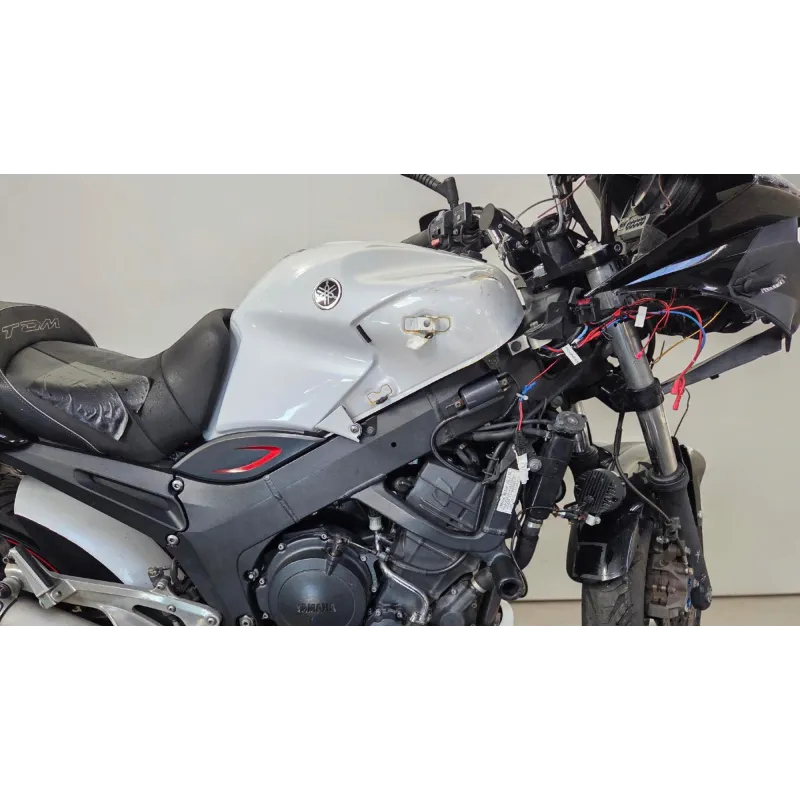 YAMAHA TDM 900