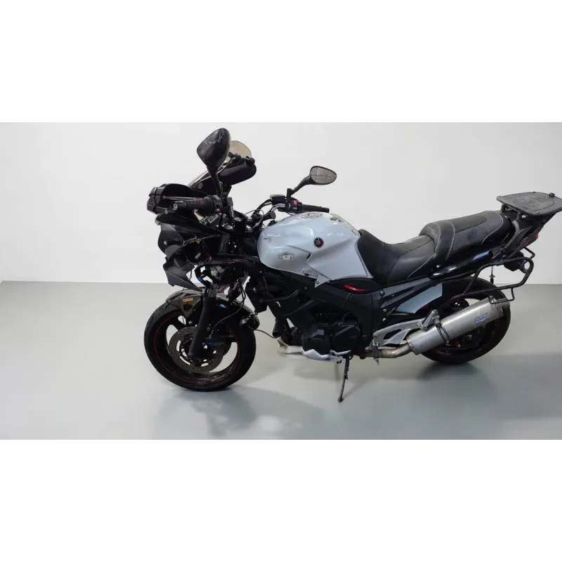 YAMAHA TDM 900