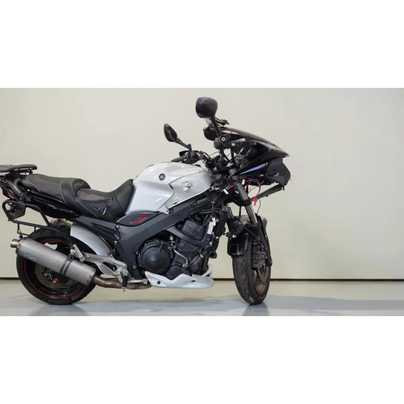 YAMAHA TDM 900