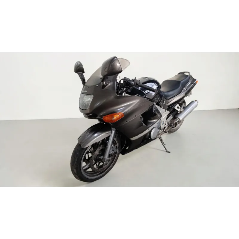 KAWASAKI ZZR 600