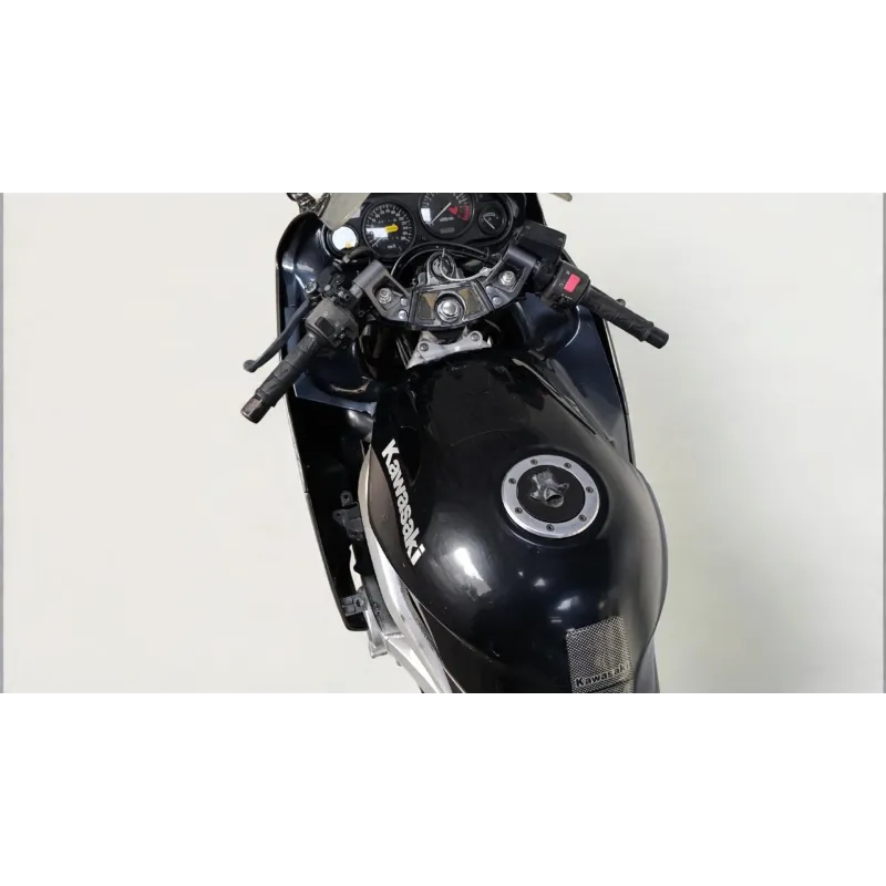 KAWASAKI ZZR 600