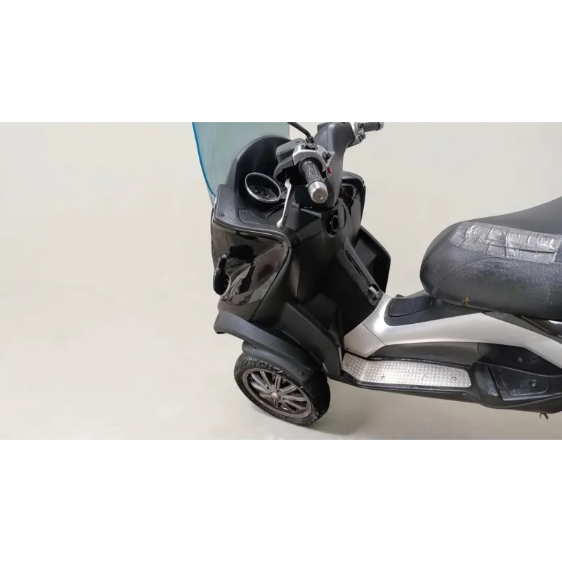 PIAGGIO MP3 500