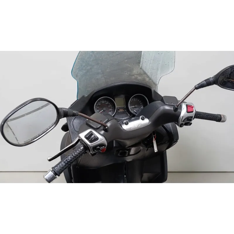 PIAGGIO MP3 500
