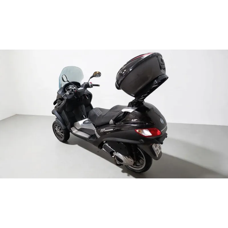 PIAGGIO MP3 500