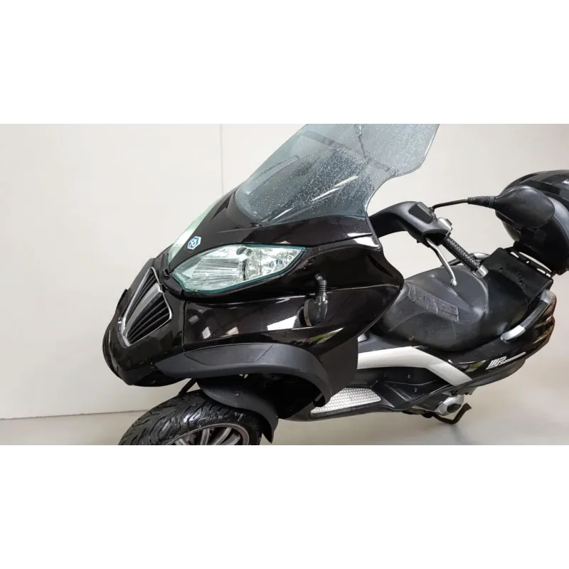 PIAGGIO MP3 500