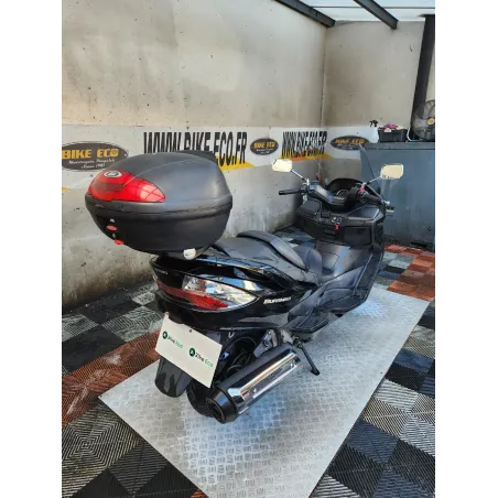 SUZUKI UH 400 BURGMANN