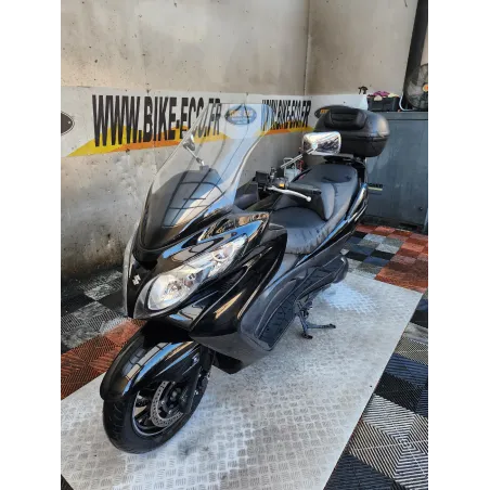 SUZUKI UH 400 BURGMANN
