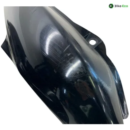 Cache carenage coque arriere YAMAHA FZS 600 1998-2001 FAZER