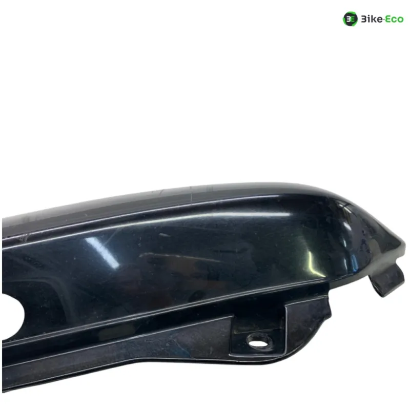 Cache carenage coque arriere YAMAHA FZS 600 1998-2001 FAZER