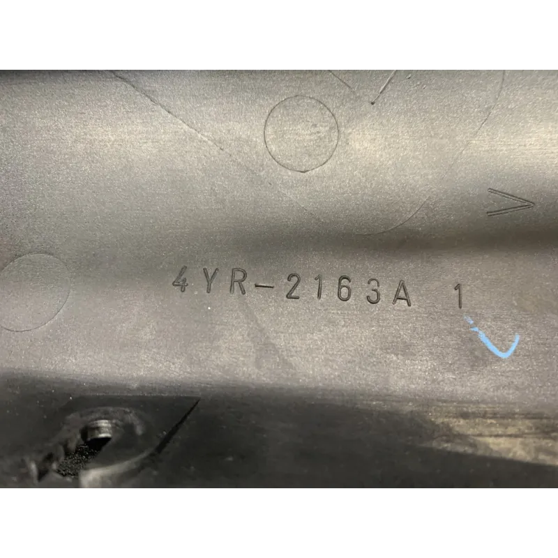 Cache carenage coque arriere YAMAHA FZS 600 1998-2001 FAZER