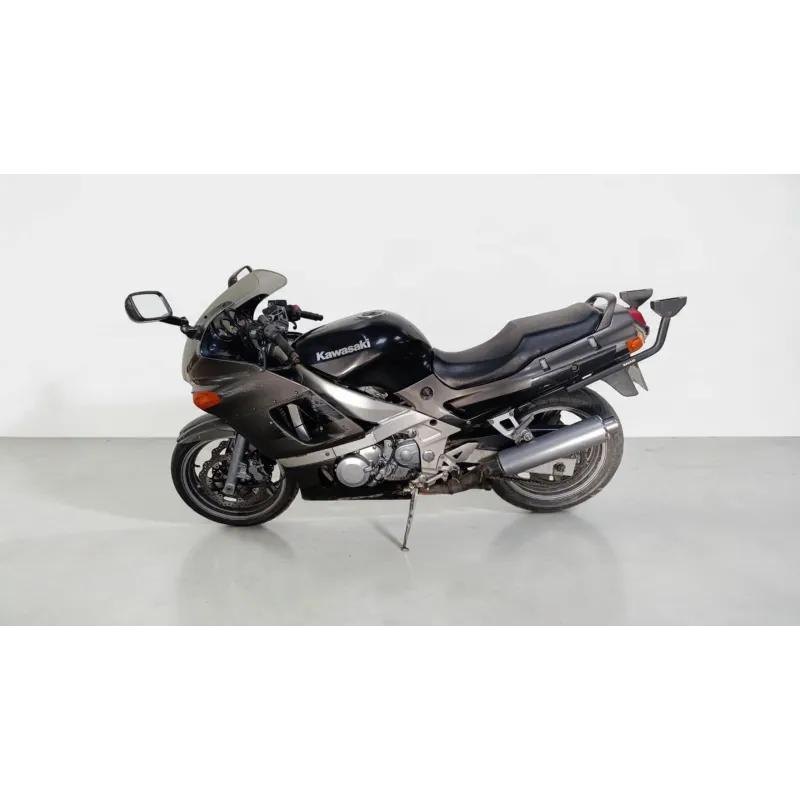 KAWASAKI ZZR 600