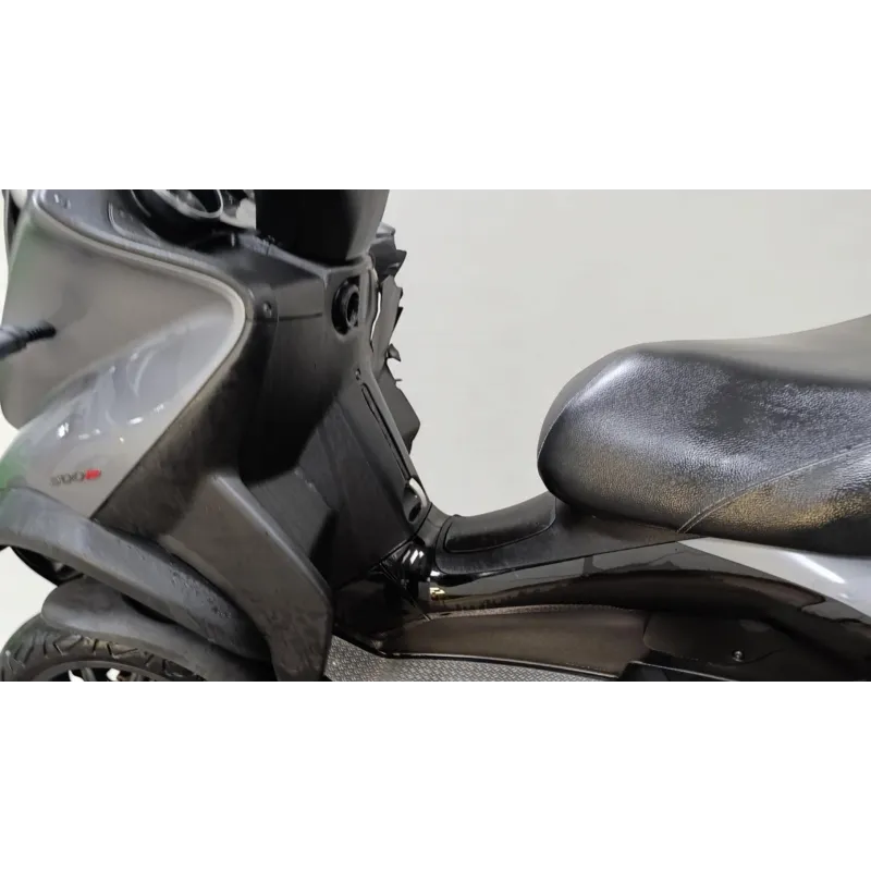 PIAGGIO MP3 500